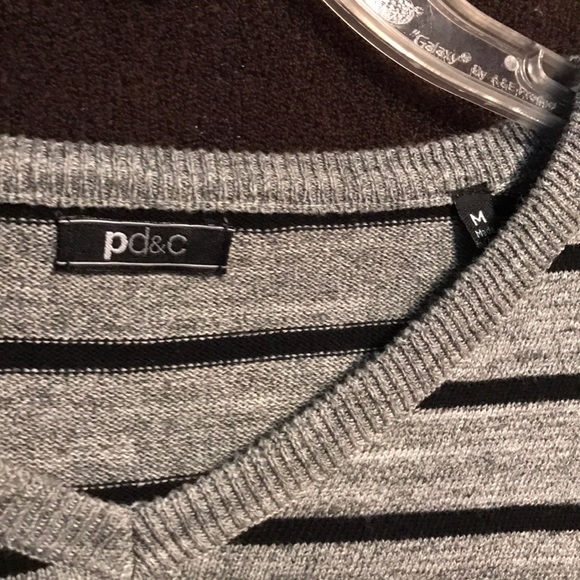 PD&C size medium pullover v neck sweater gray - Picture 2 of 3
